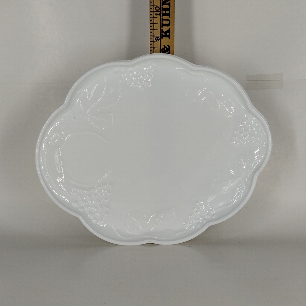 Colony Harvest Milk Glass Snack Plate 8 1/4" W x 10 1/8" L Grapes & Leaves